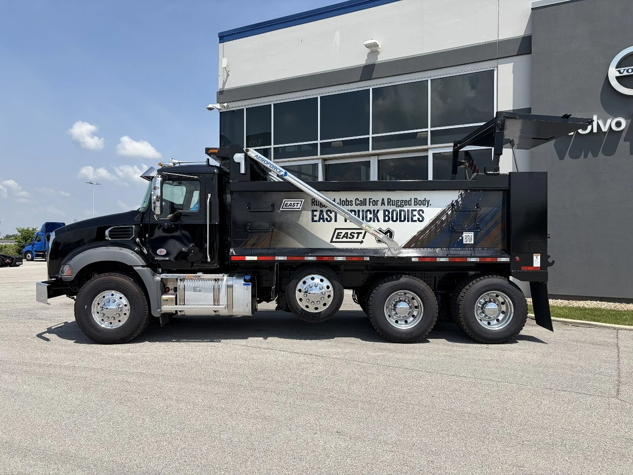 2026 Mack Granite in Pendleton, IN — photo 11