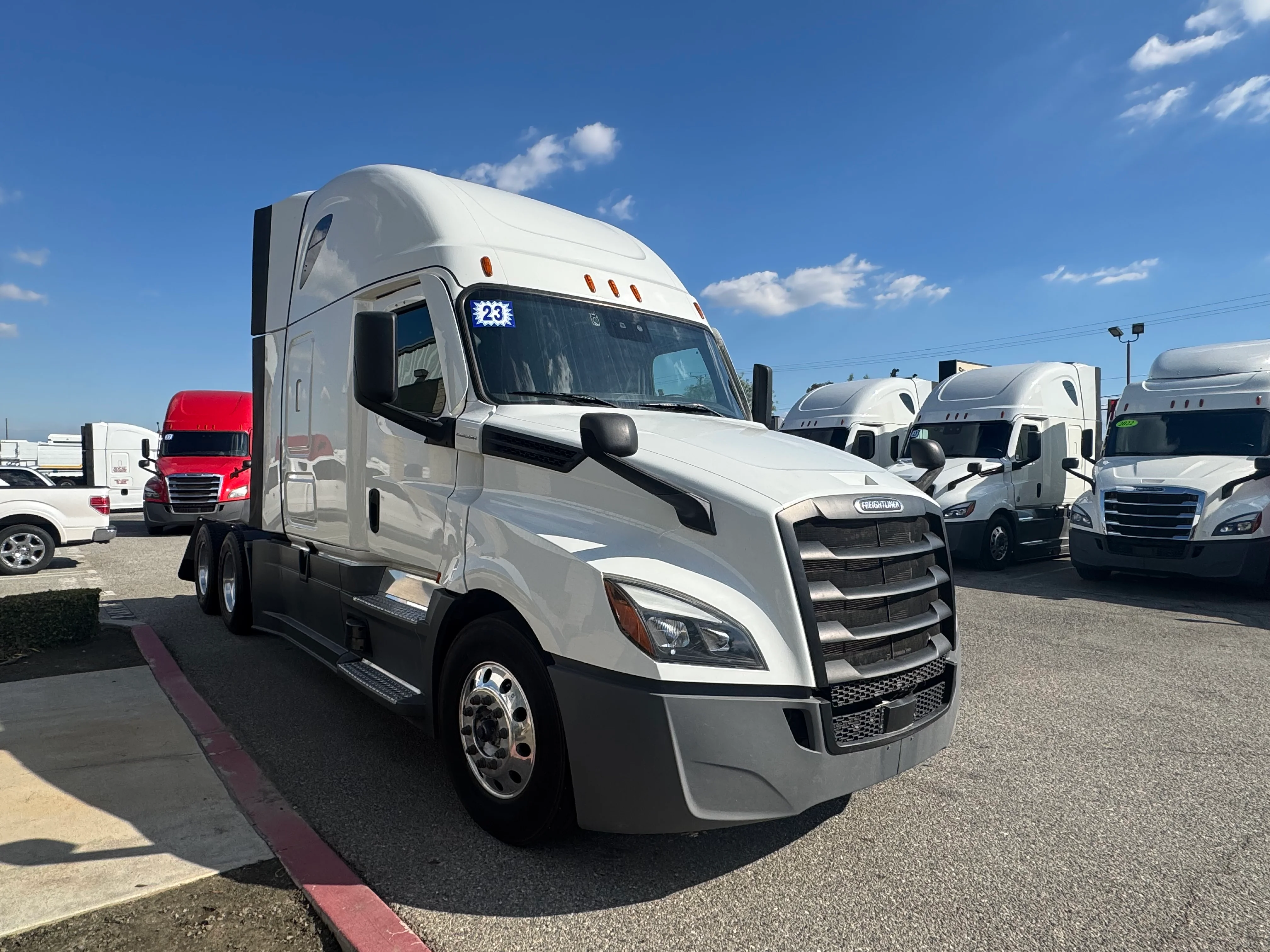 2023 Freightliner Cascadia in Selectrucks Fontana, CA — photo 8