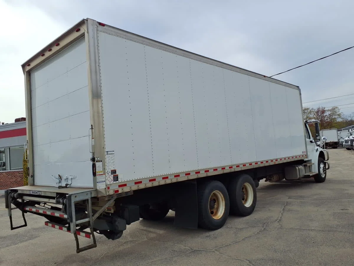 2020 Freightliner M2 106 in Warwick, RI — photo 4