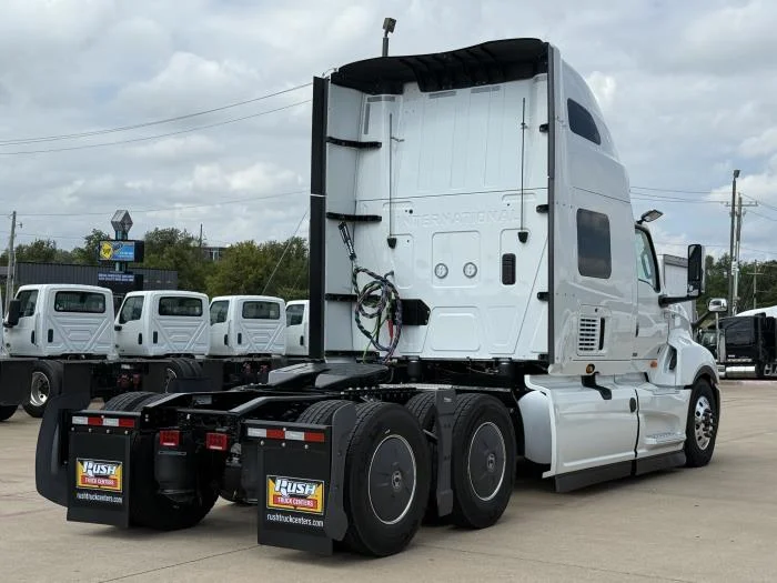 2026 International LT - image 6