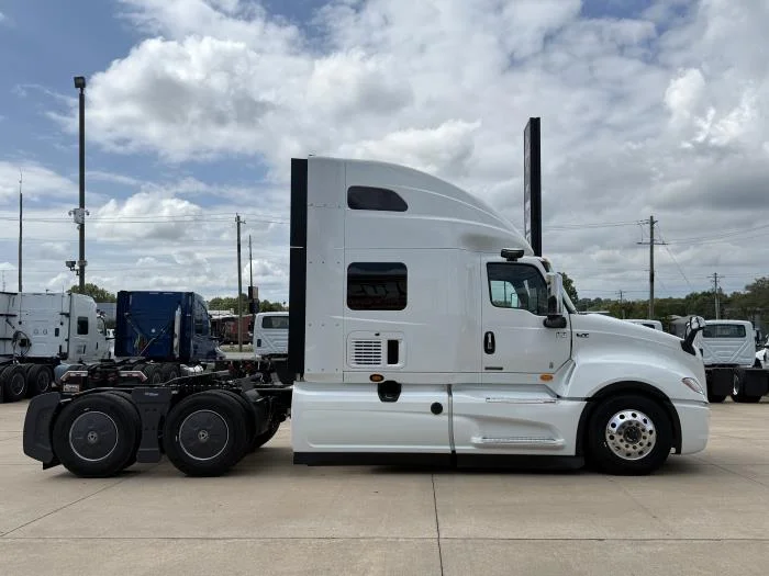 2026 International LT - image 7