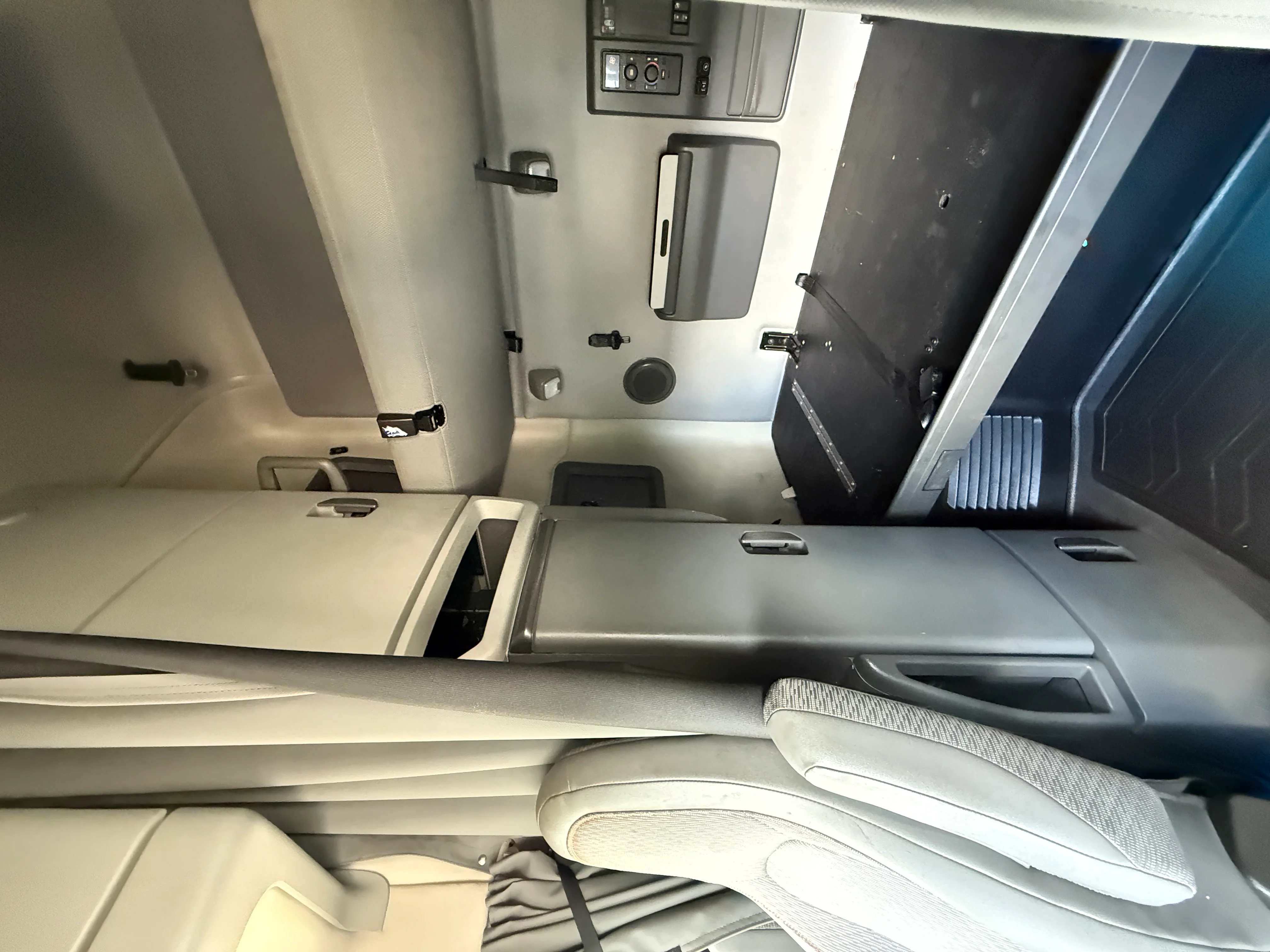 2024 Volvo VNL 760 - image 15