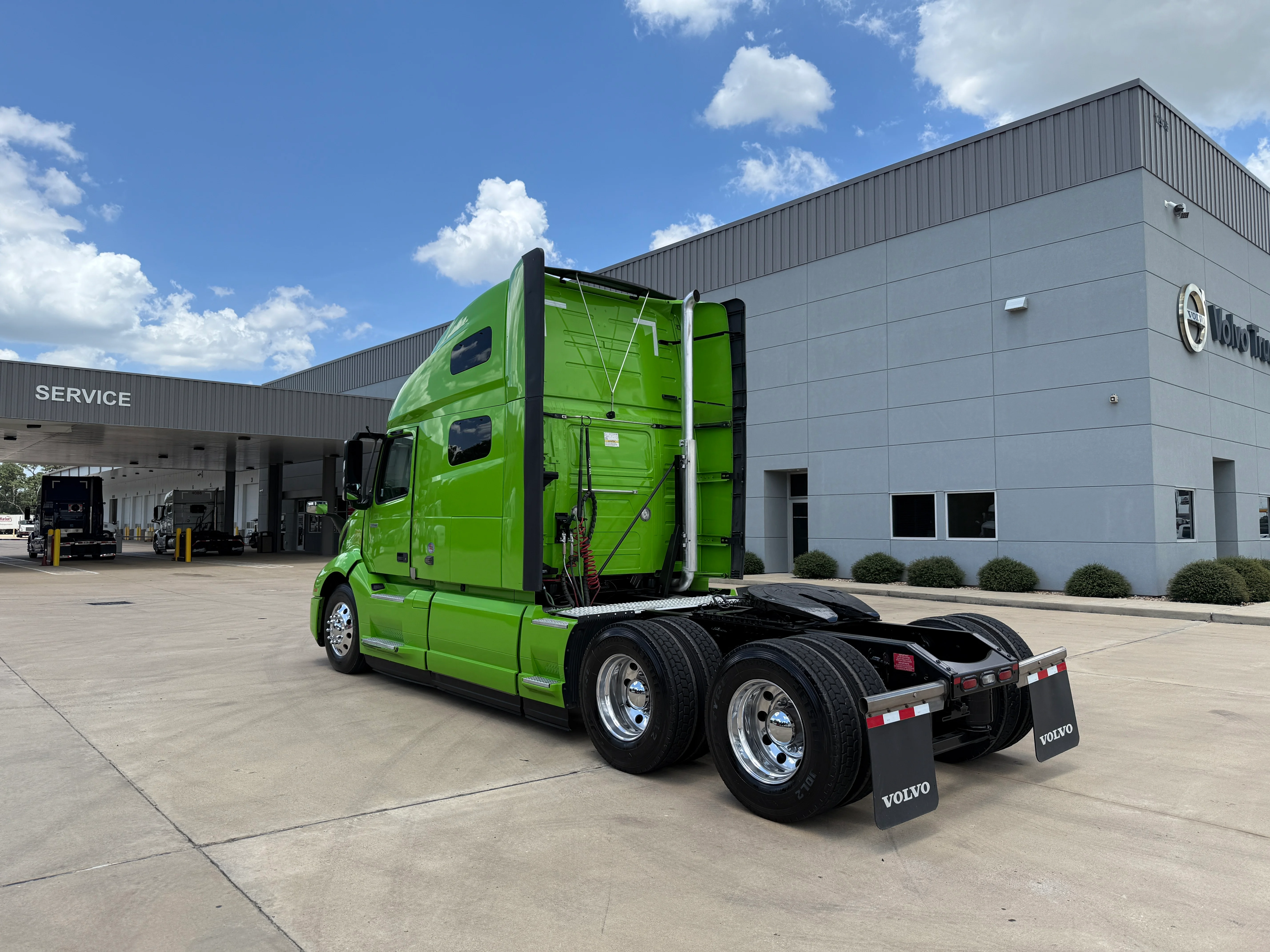 2024 Volvo VNL 760 - image 7