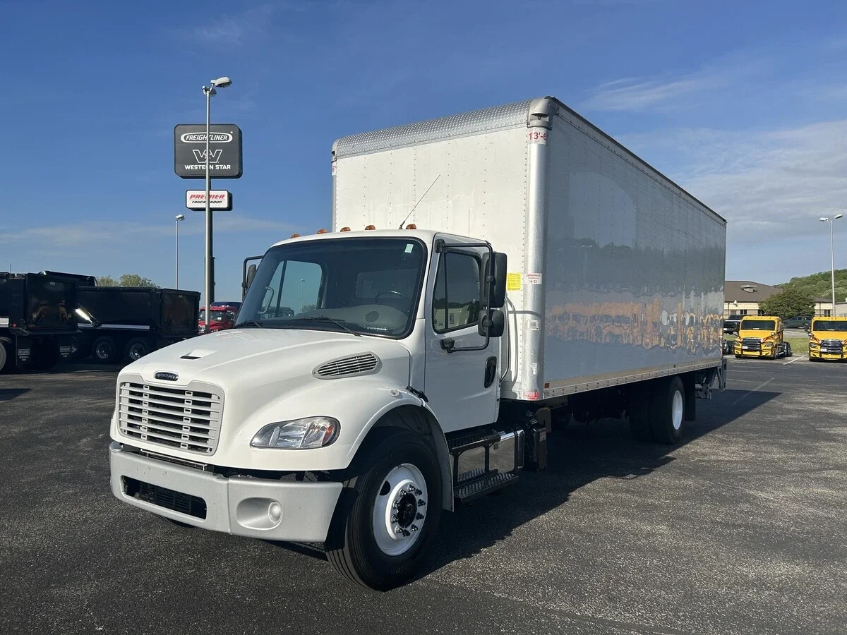 2023 Freightliner M2 106