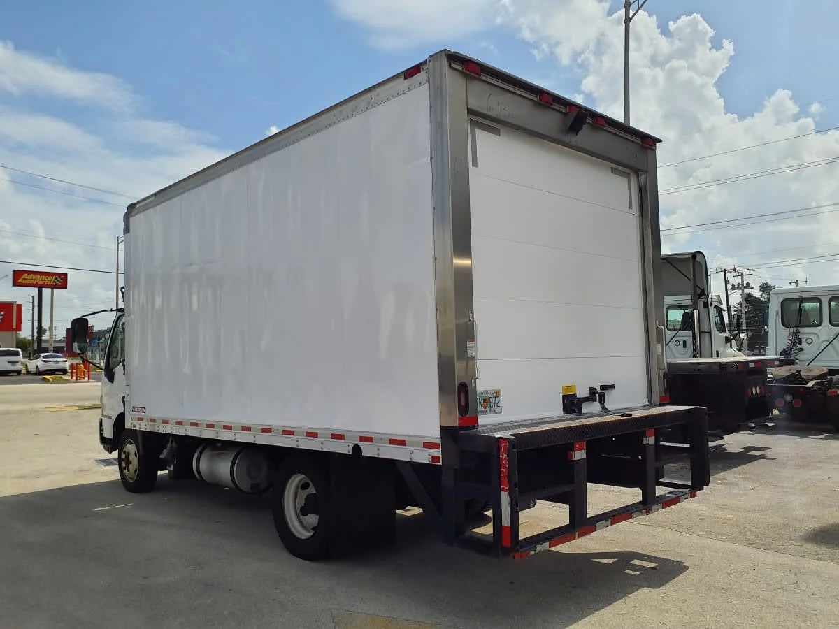 2020 Hino 195 in Miami, FL — photo 6