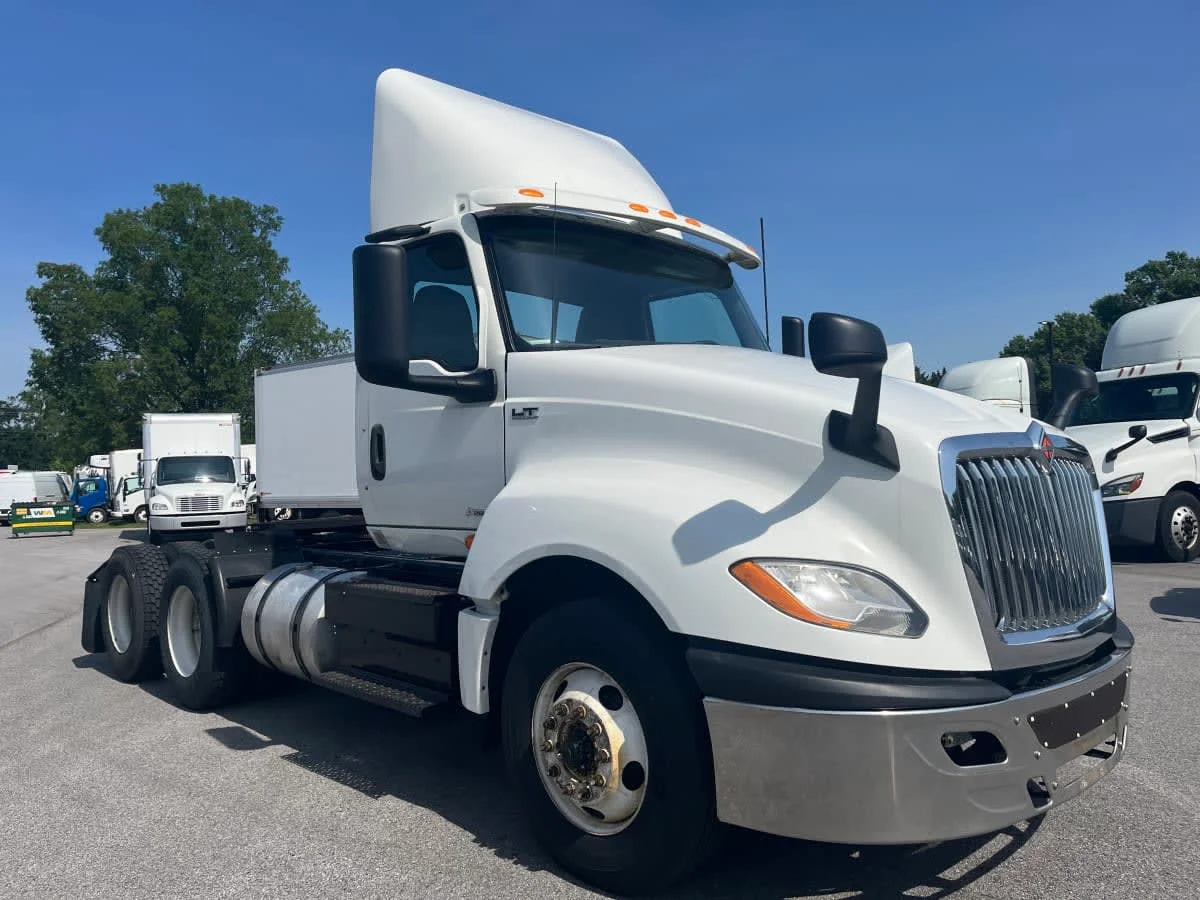 2019 International LT in Beltsville, MD — photo 3