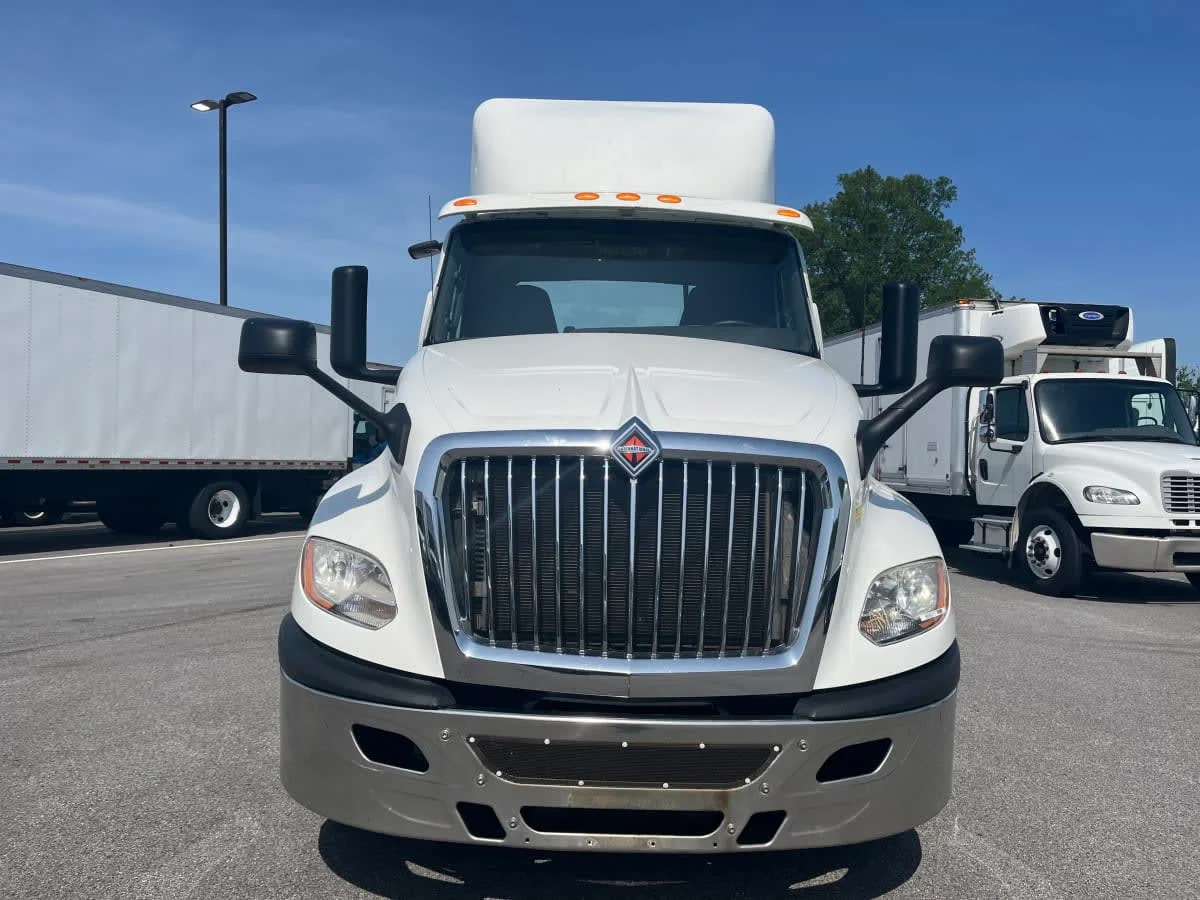 2019 International LT in Beltsville, MD — photo 2