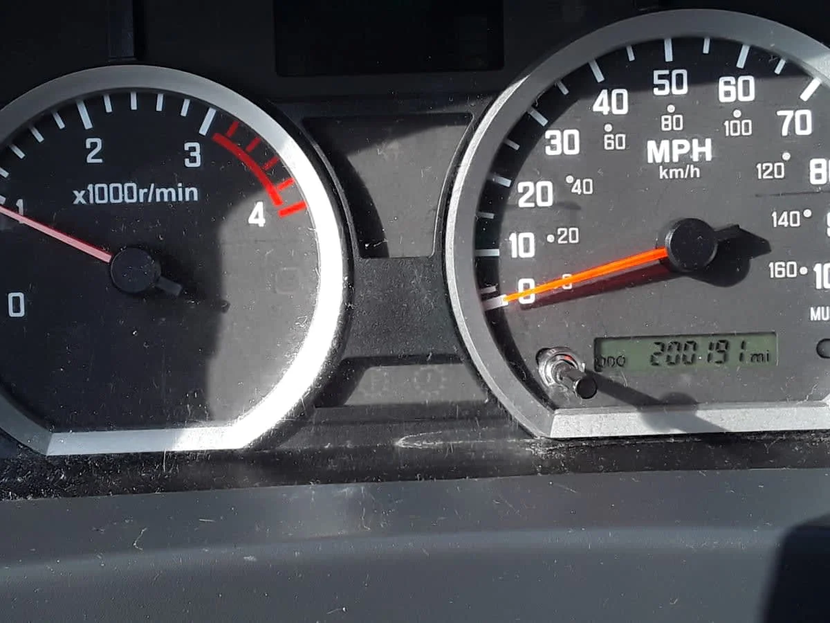 2020 Isuzu NRR in Salisbury, MA — photo 11