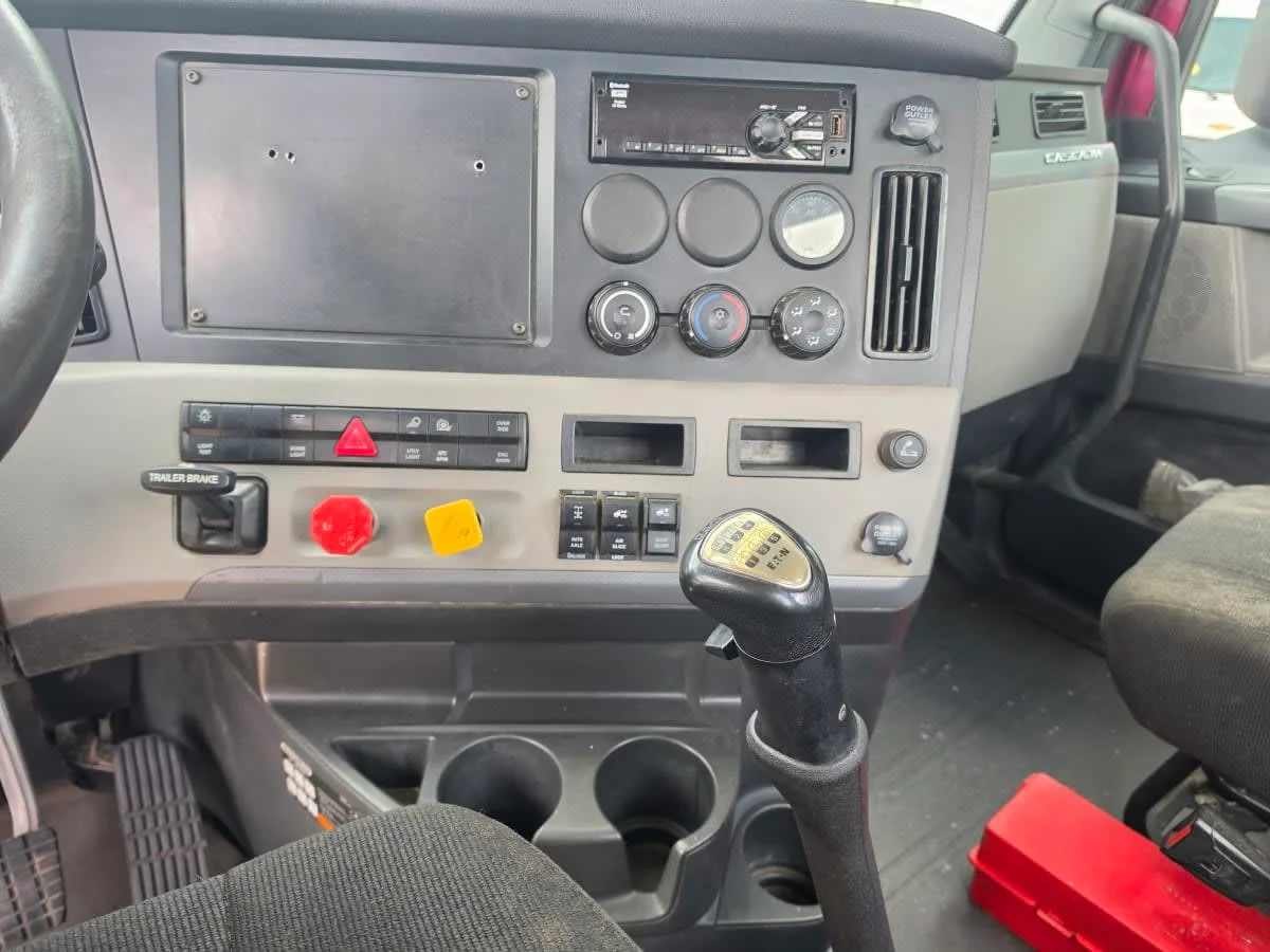 2020 Freightliner Cascadia in Greensboro, NC — photo 8