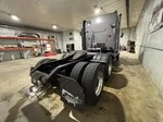 2006 Kenworth T800 - image 29
