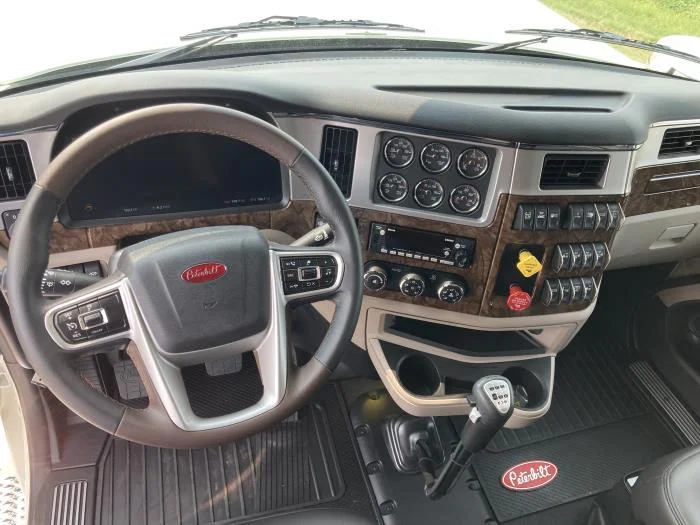 2026 Peterbilt 589 in Grand Island, NE — photo 12