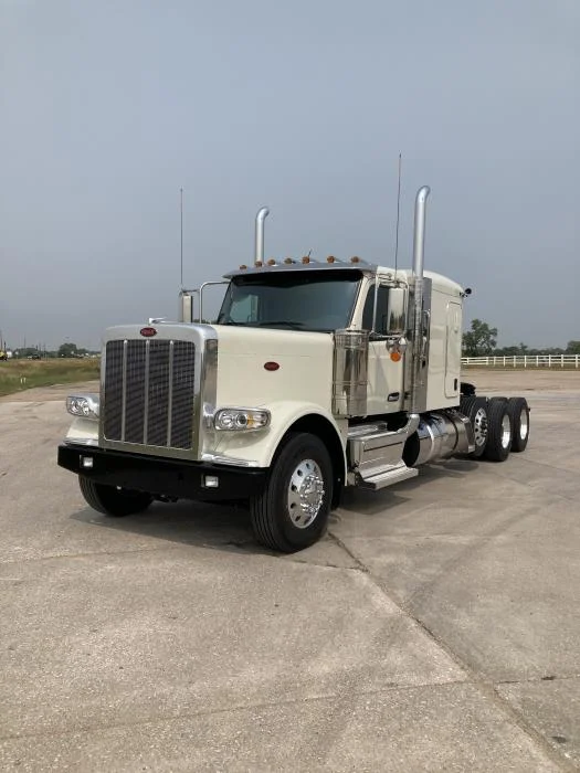2026 Peterbilt 589 in Grand Island, NE — photo 2