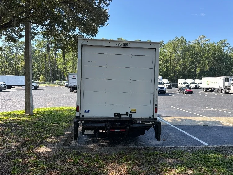 2022 Isuzu NQR in Ocala, FL — photo 7