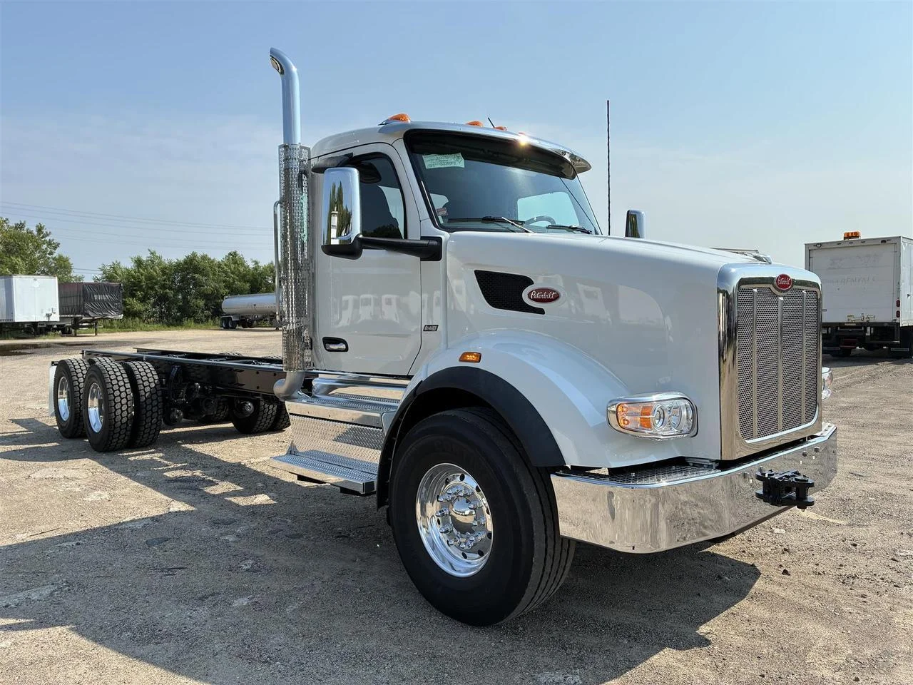 2027 Peterbilt 567 in South St. Paul, MN — photo 7