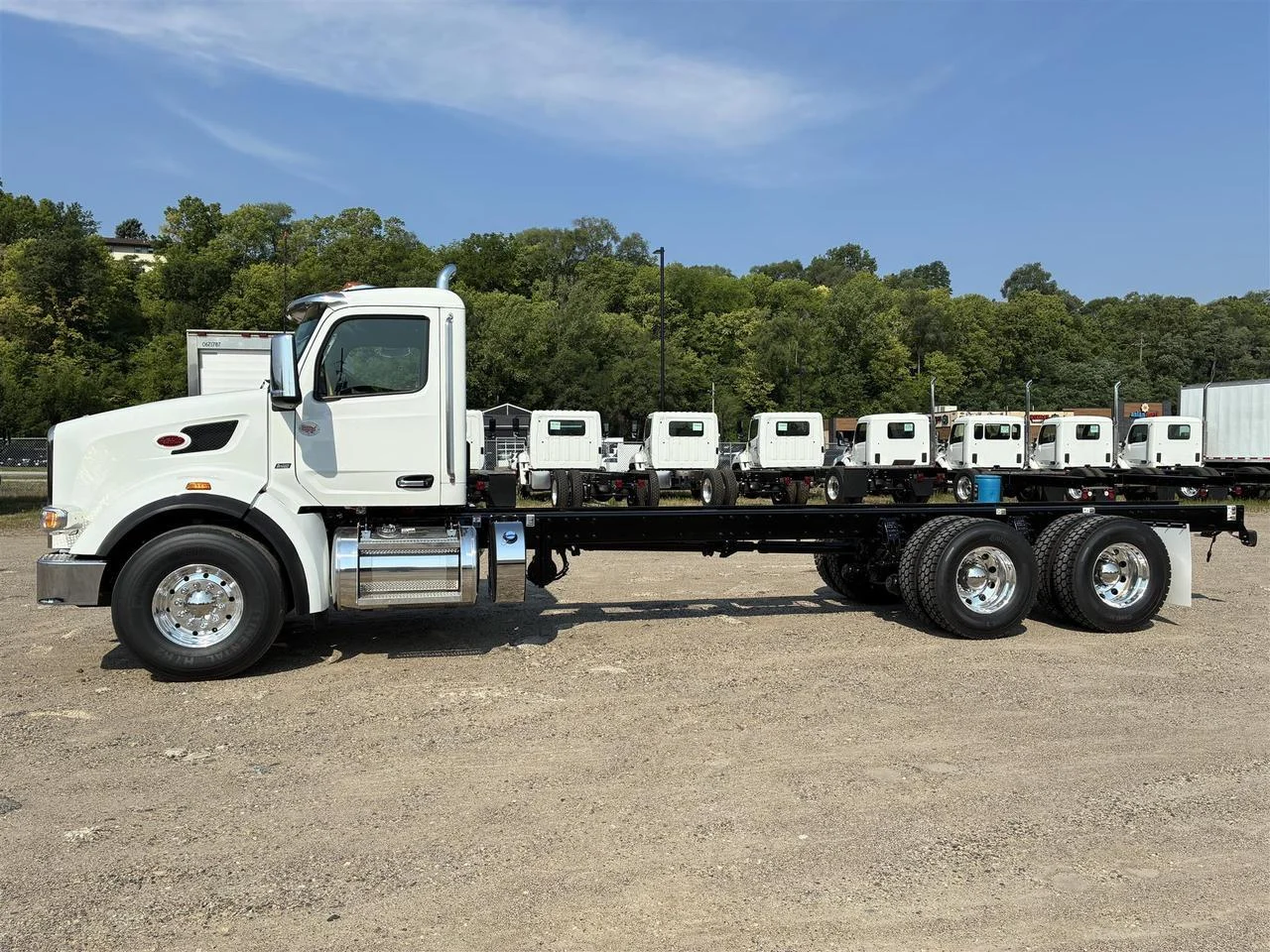 2027 Peterbilt 567
