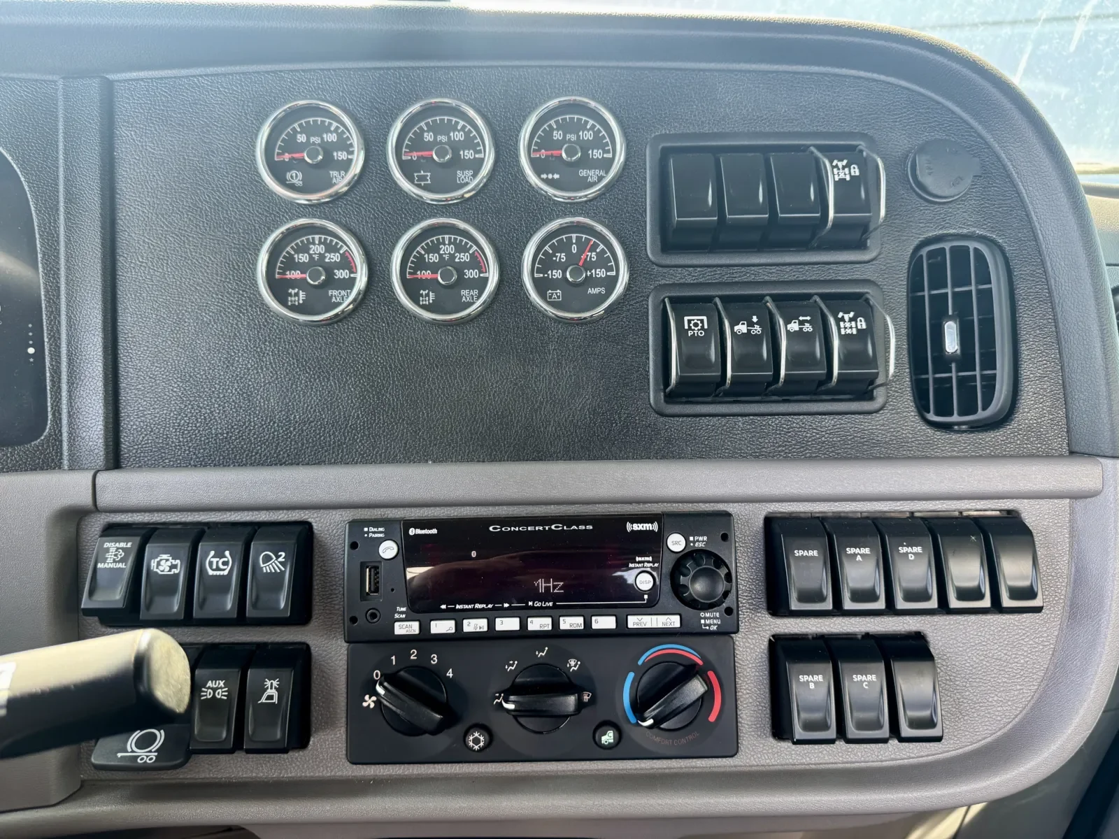 2022 Peterbilt 389 - image 18