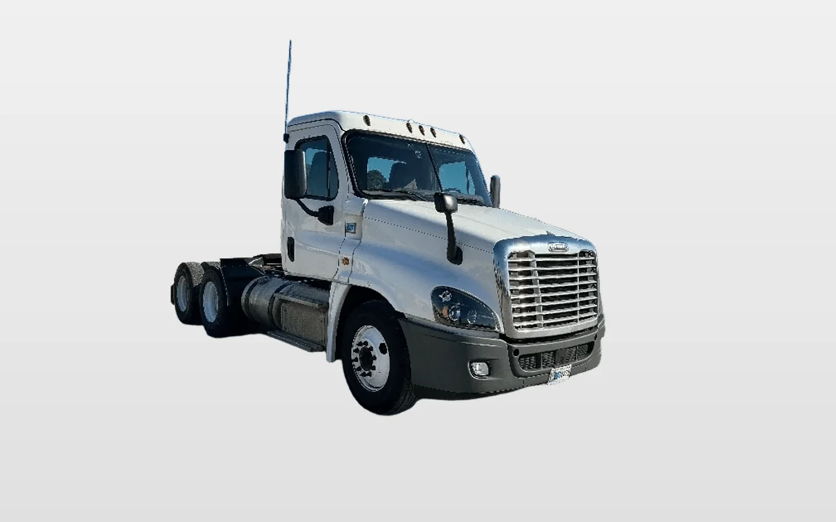 2019 Freightliner - image 1