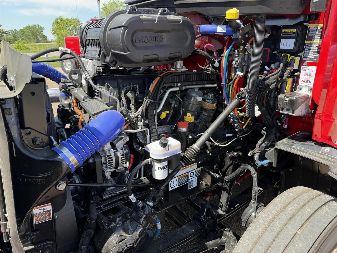 2027 Peterbilt 579 in Eau Claire, WI — photo 5