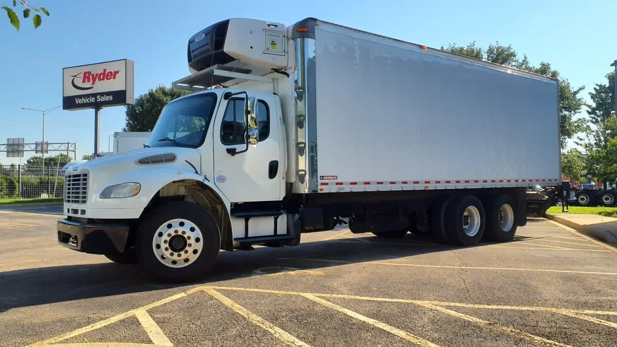 2017 Freightliner M2 106