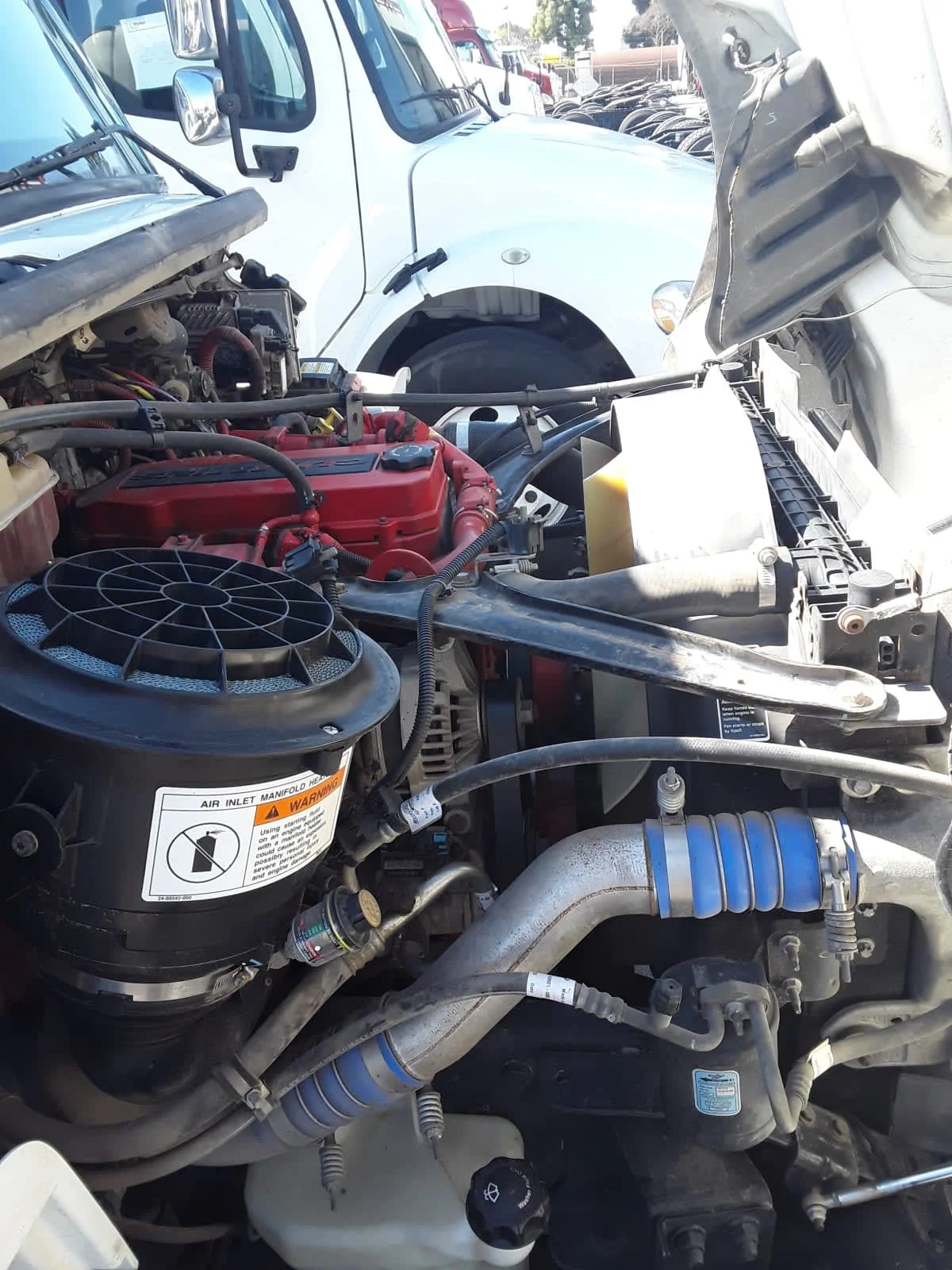 2017 Freightliner M2 106 - image 9