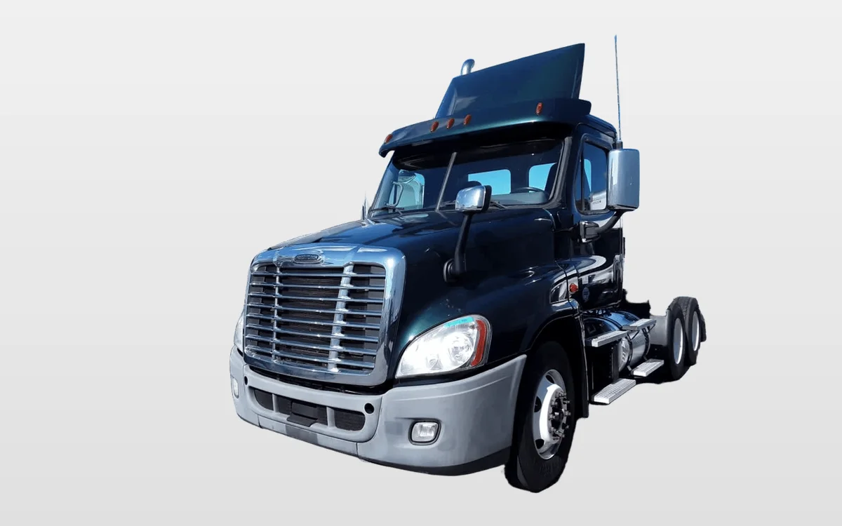 2019 Freightliner - image 1