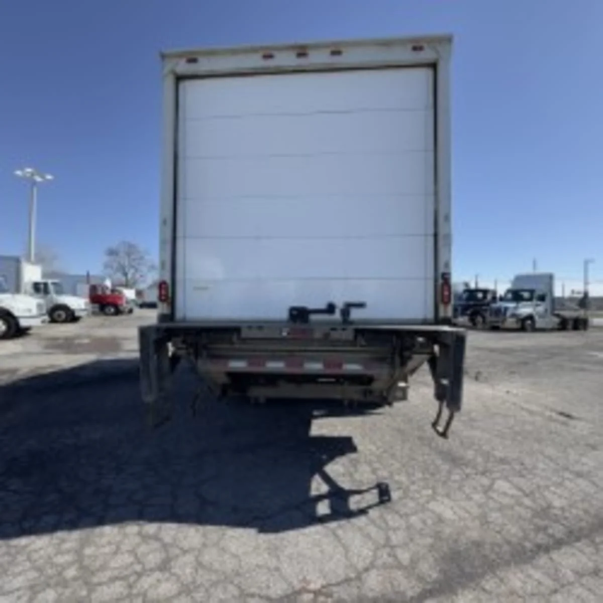 2020 Freightliner M2 106 - image 5