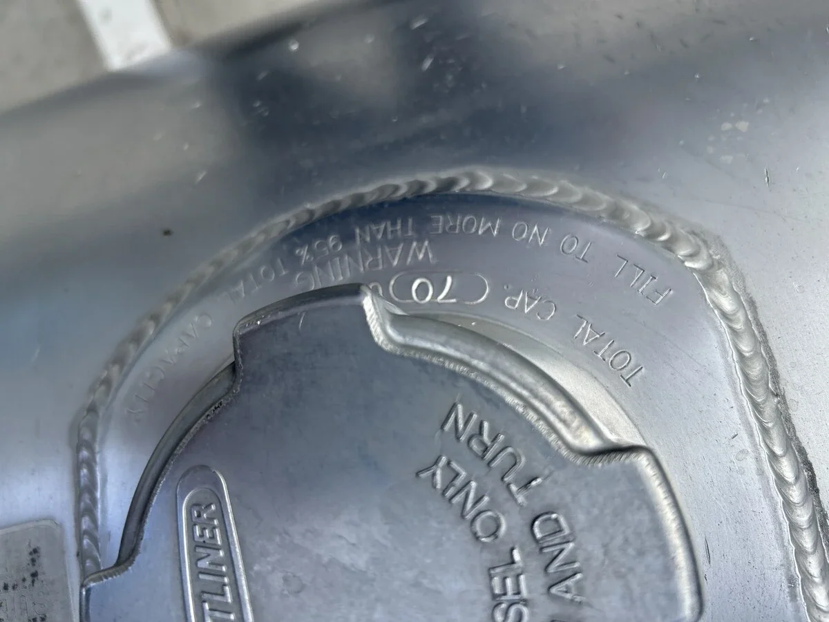 2016 Freightliner Cascadia - image 4