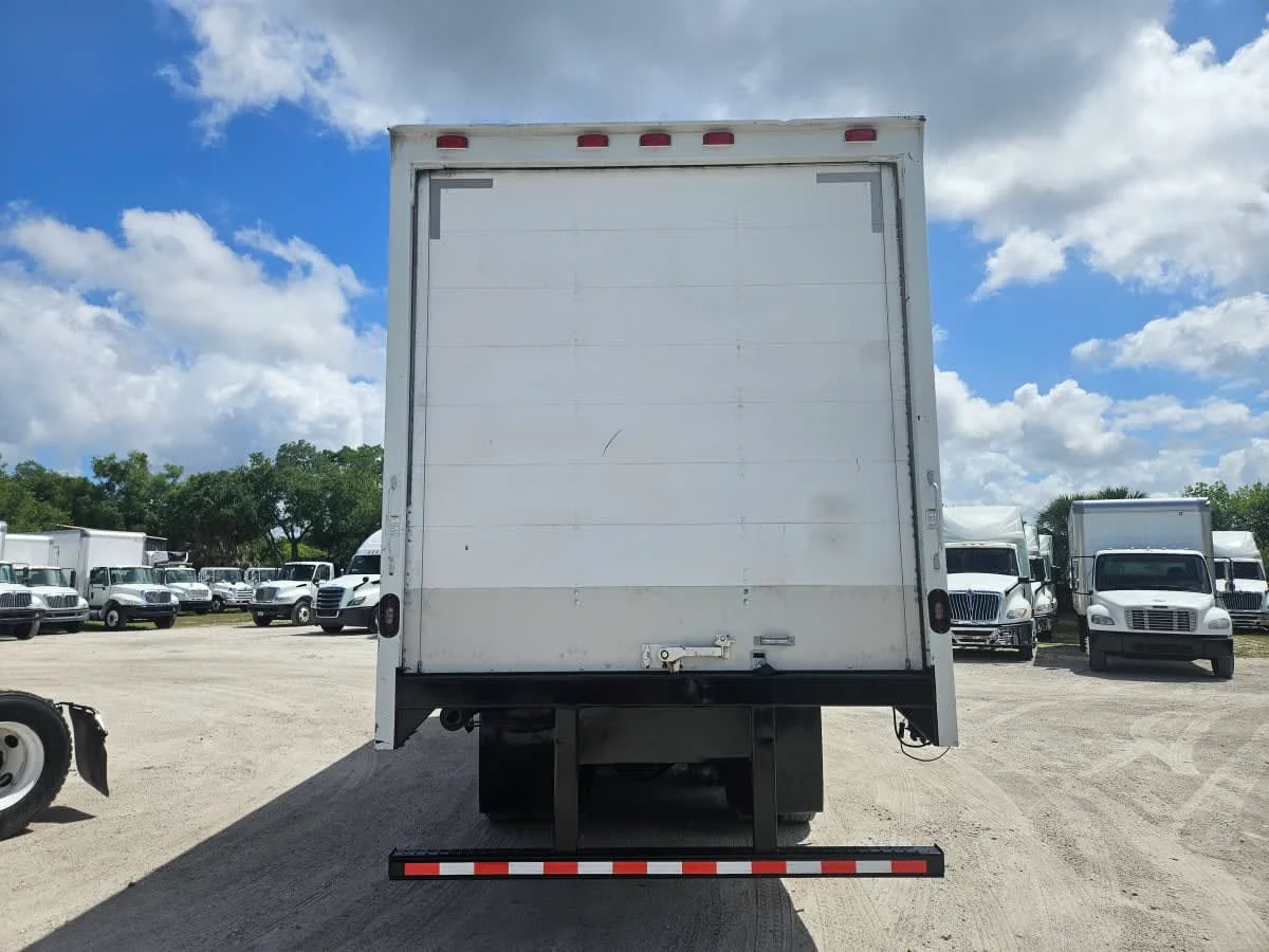 2020 Freightliner M2 106 in Orlando, FL — photo 5