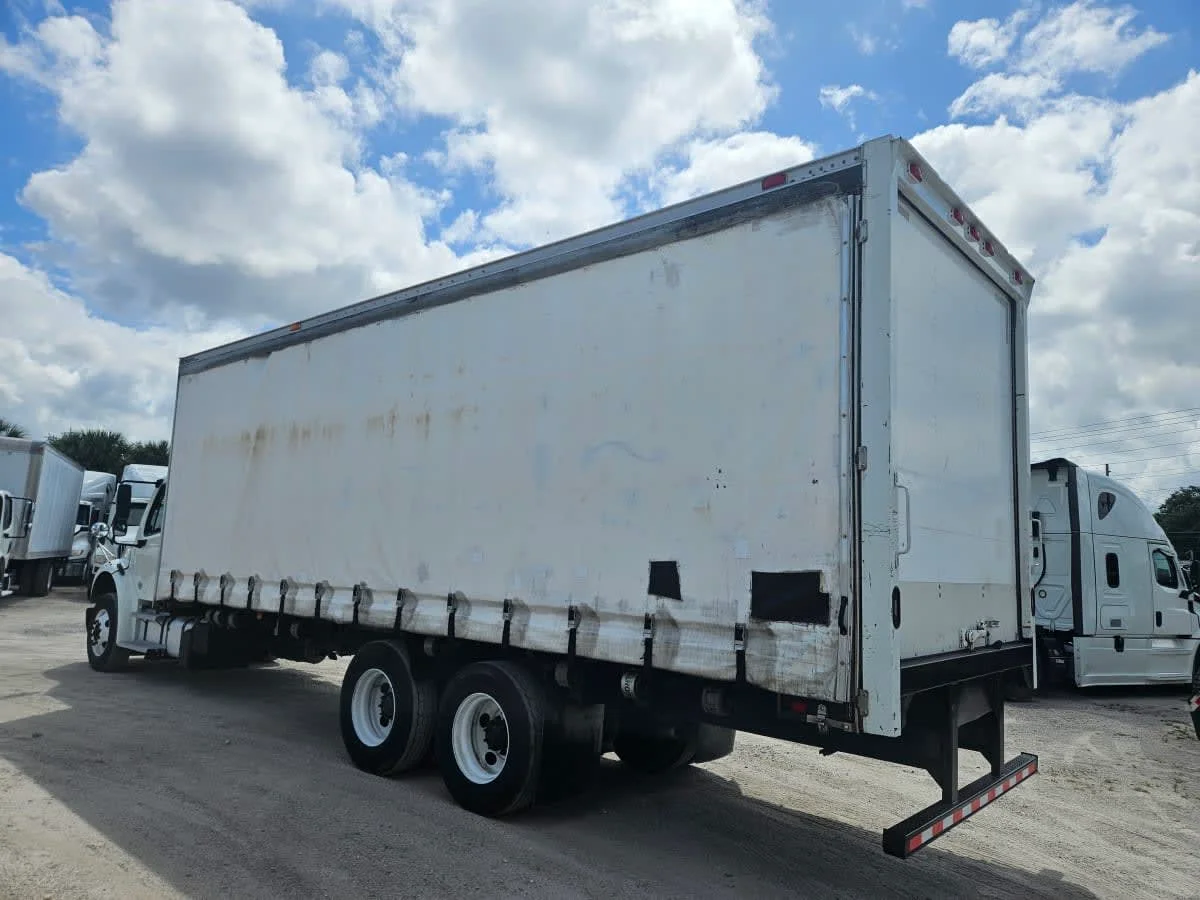 2020 Freightliner M2 106 in Orlando, FL — photo 6