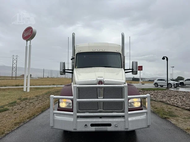 2020 Kenworth T880 - image 8