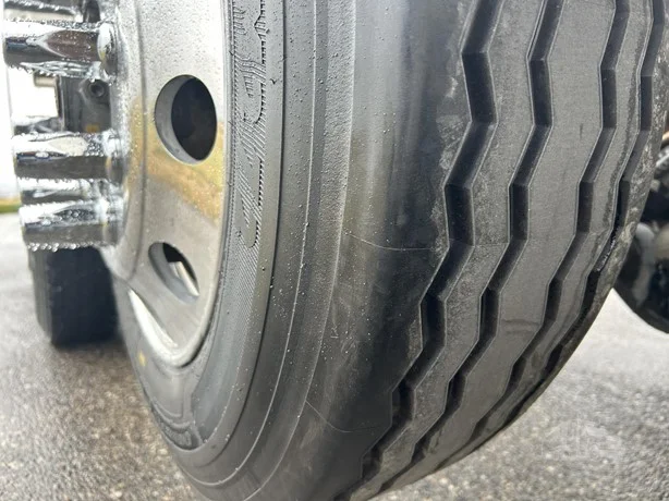 2020 Kenworth T880 - image 20