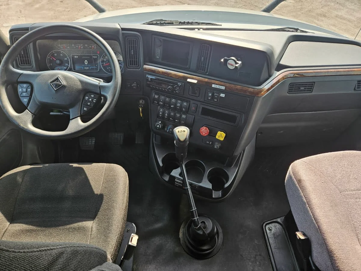 2019 International LT in Orlando, FL — photo 12