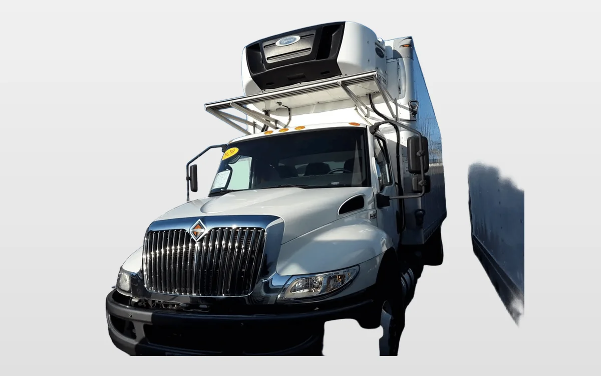 2020 International MV - image 1