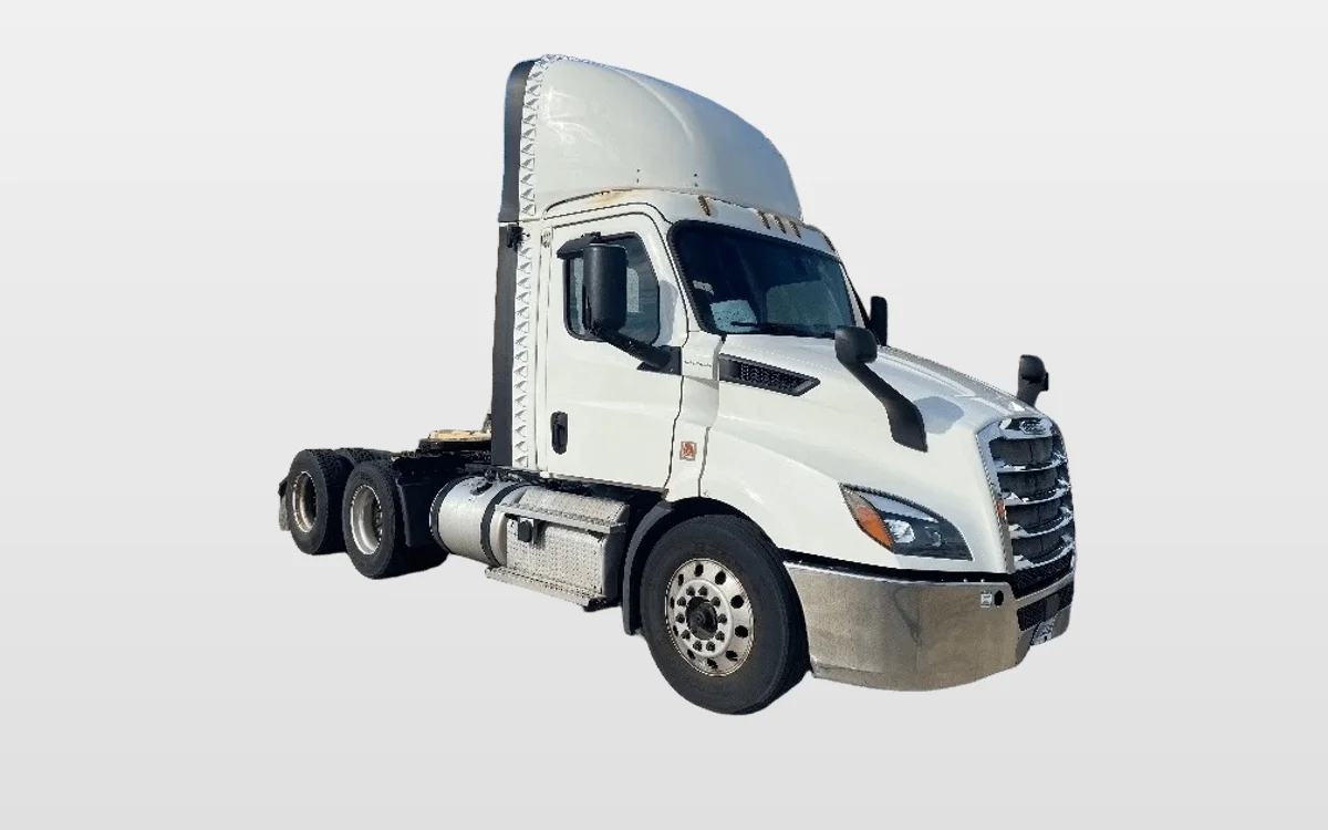 2019 Freightliner - image 1