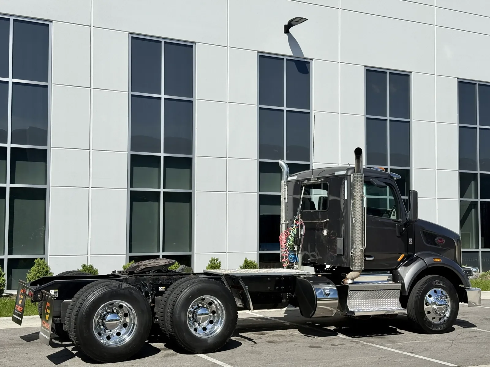 2022 Peterbilt 567 in New Lenox, IL — photo 5