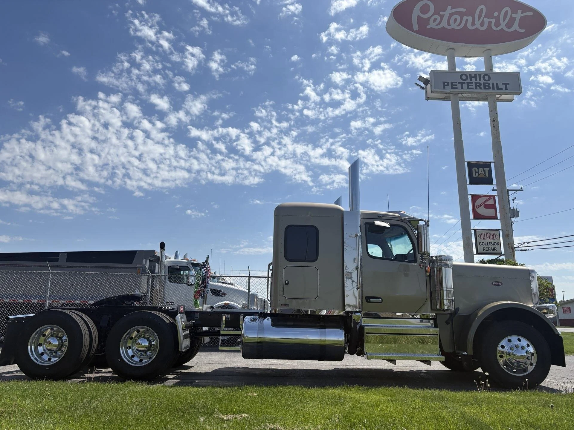 2027 Peterbilt 589 in Findlay, OH — photo 7