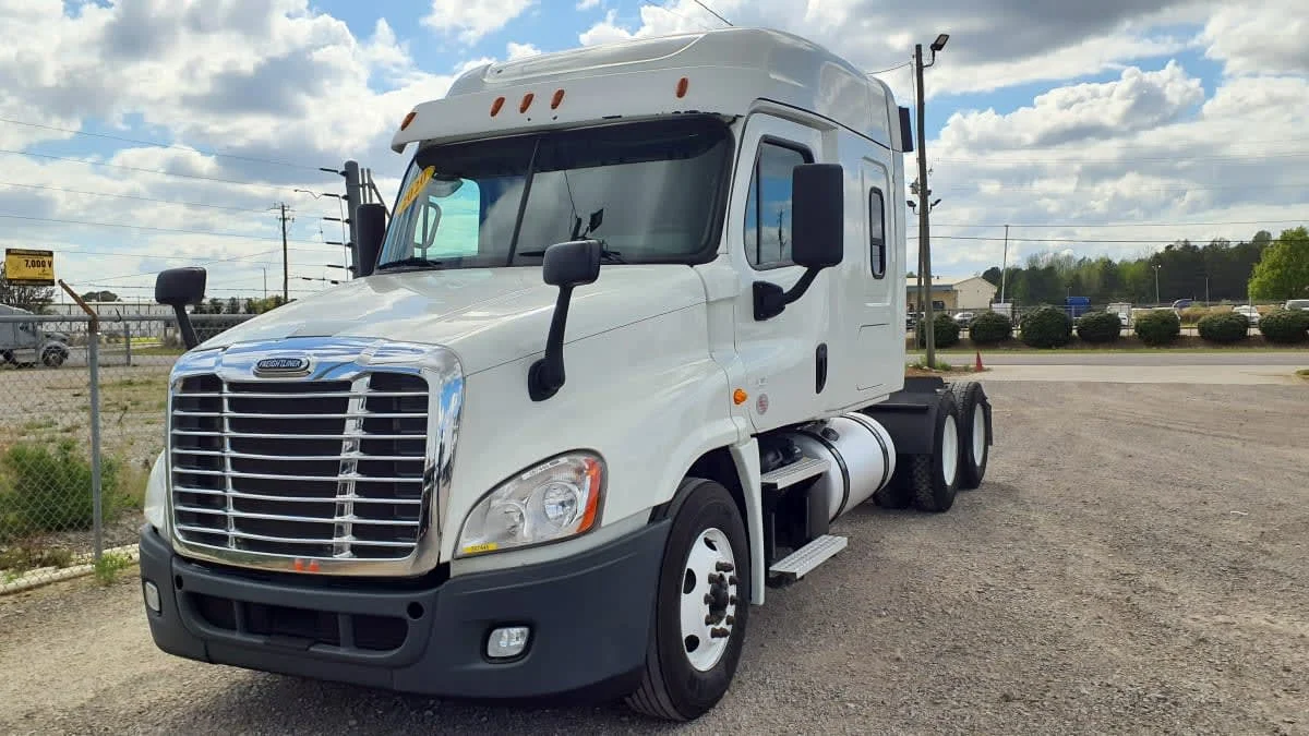 2020 Freightliner Cascadia in Birmingham, AL