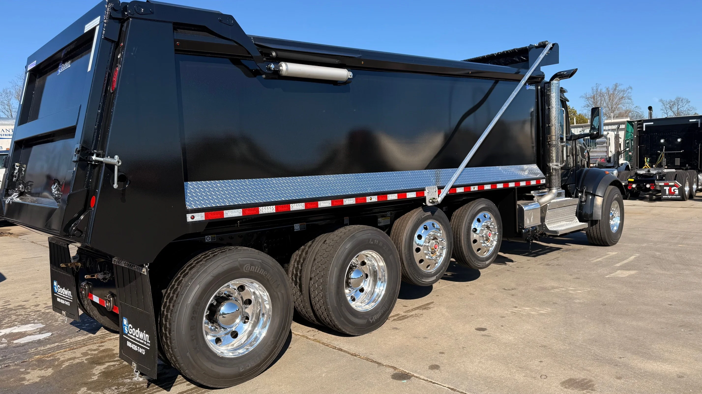 2026 Peterbilt 567 in Charlotte, NC — photo 5