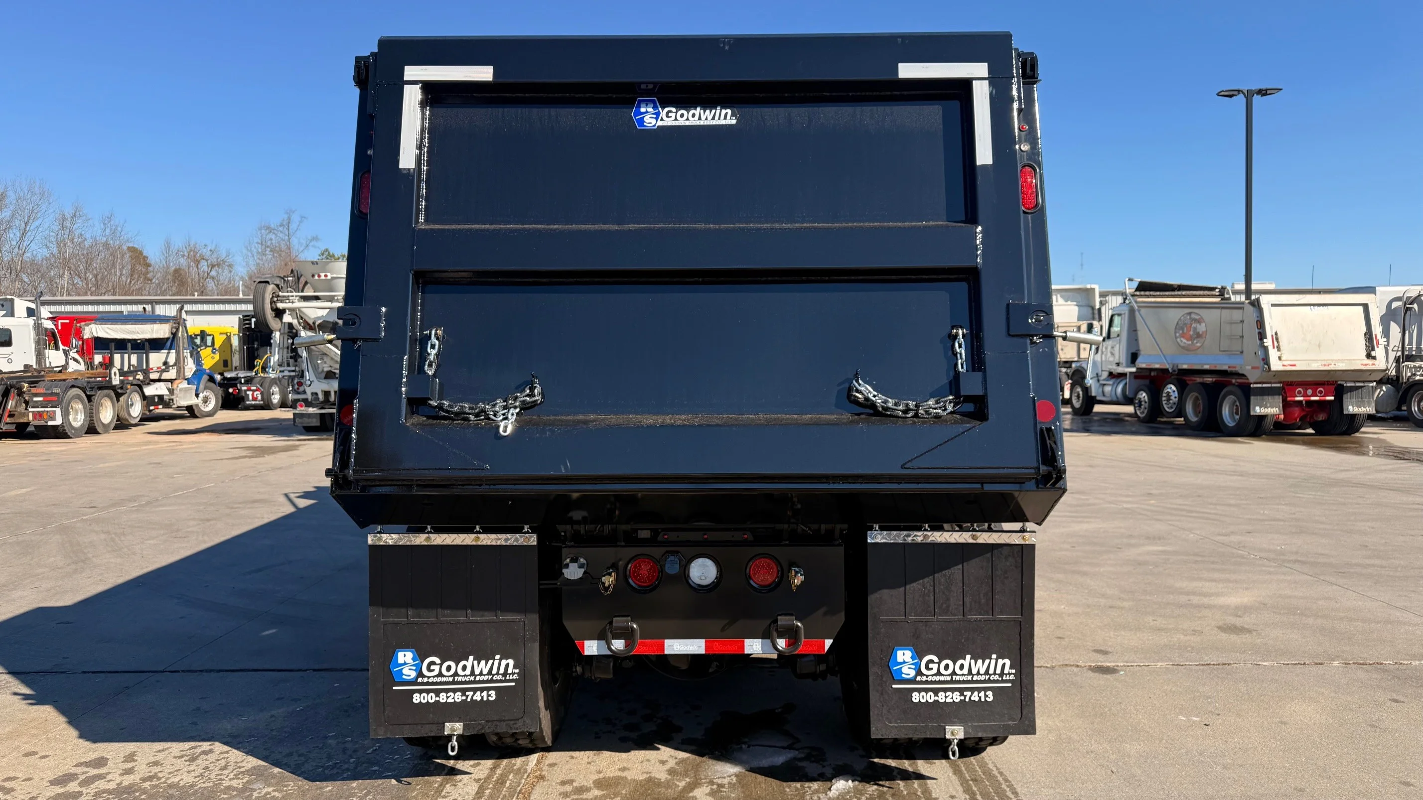 2026 Peterbilt 567 in Charlotte, NC — photo 4