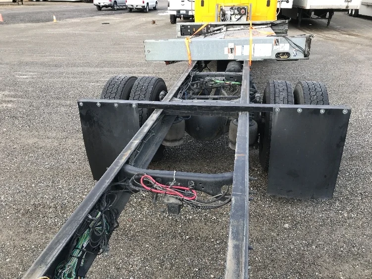 2020 Freightliner M2 106 - image 8