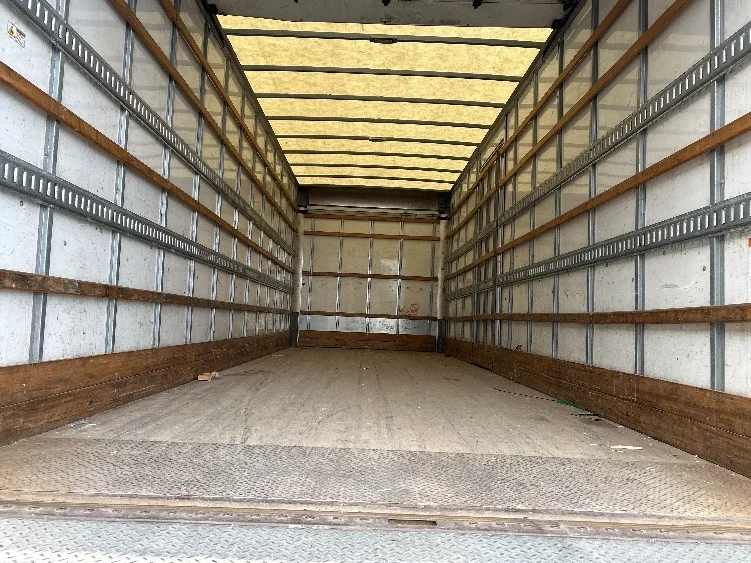 2020 Freightliner M2 106 in Londonderry, NH — photo 10