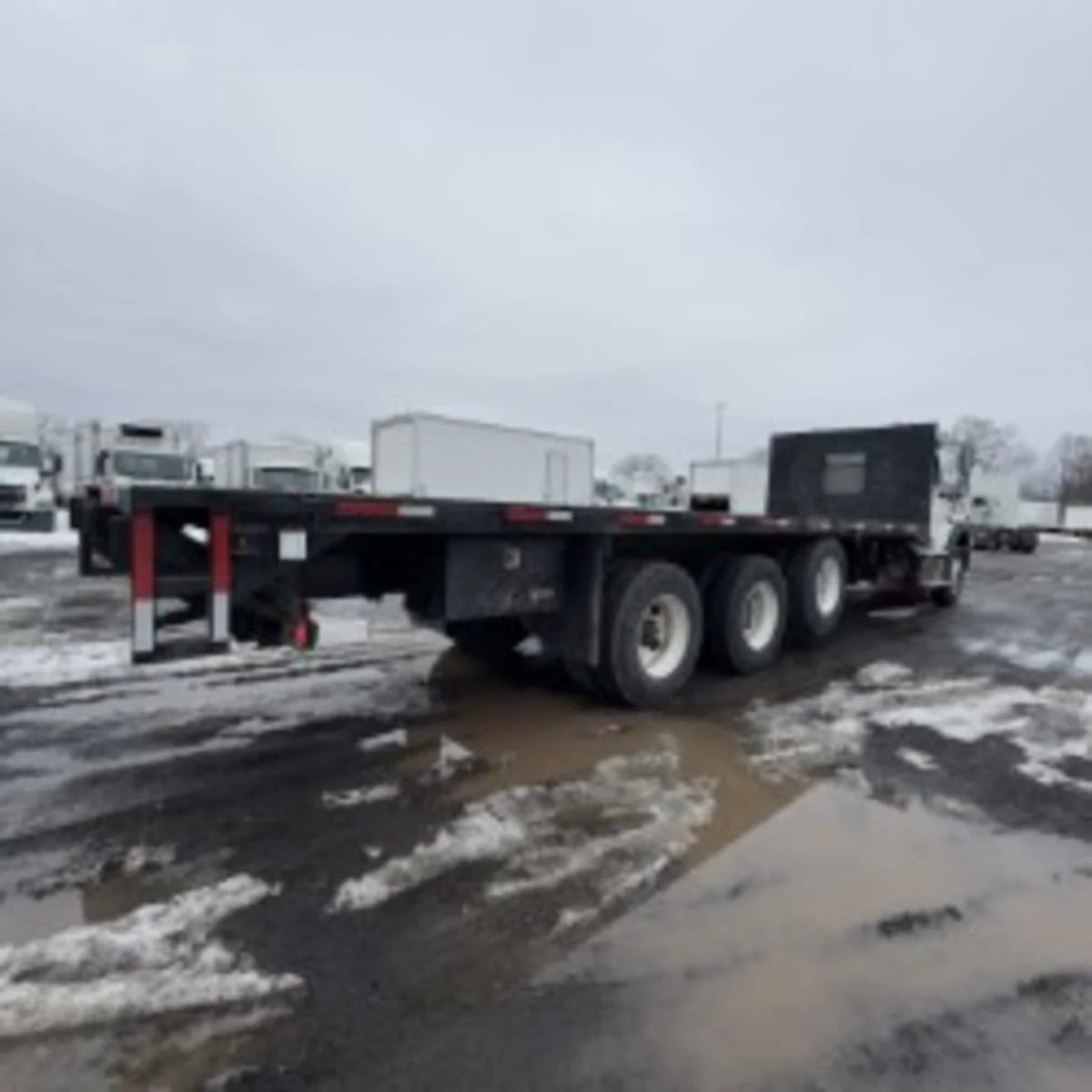 2016 Freightliner M2 112 - image 6