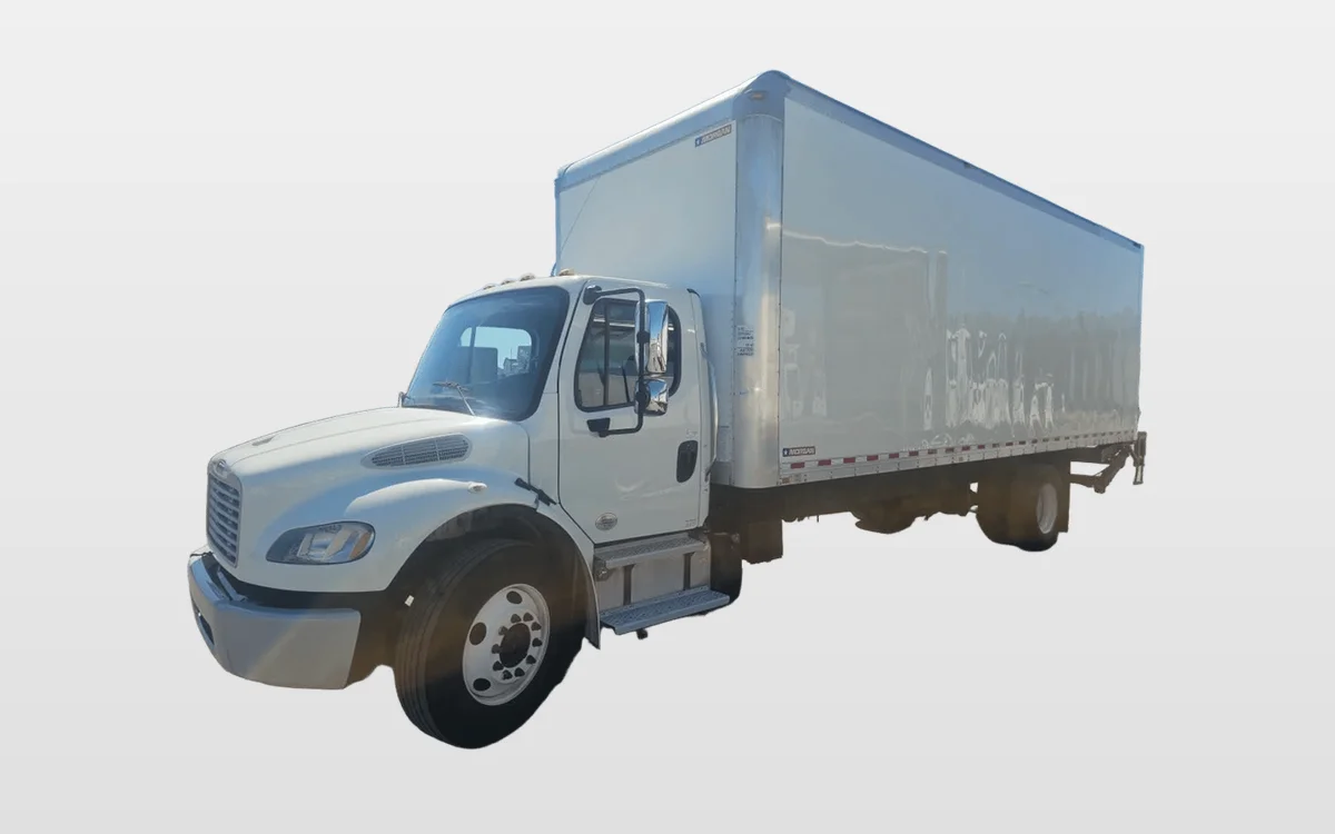 2018 Freightliner M2 106 - image 1