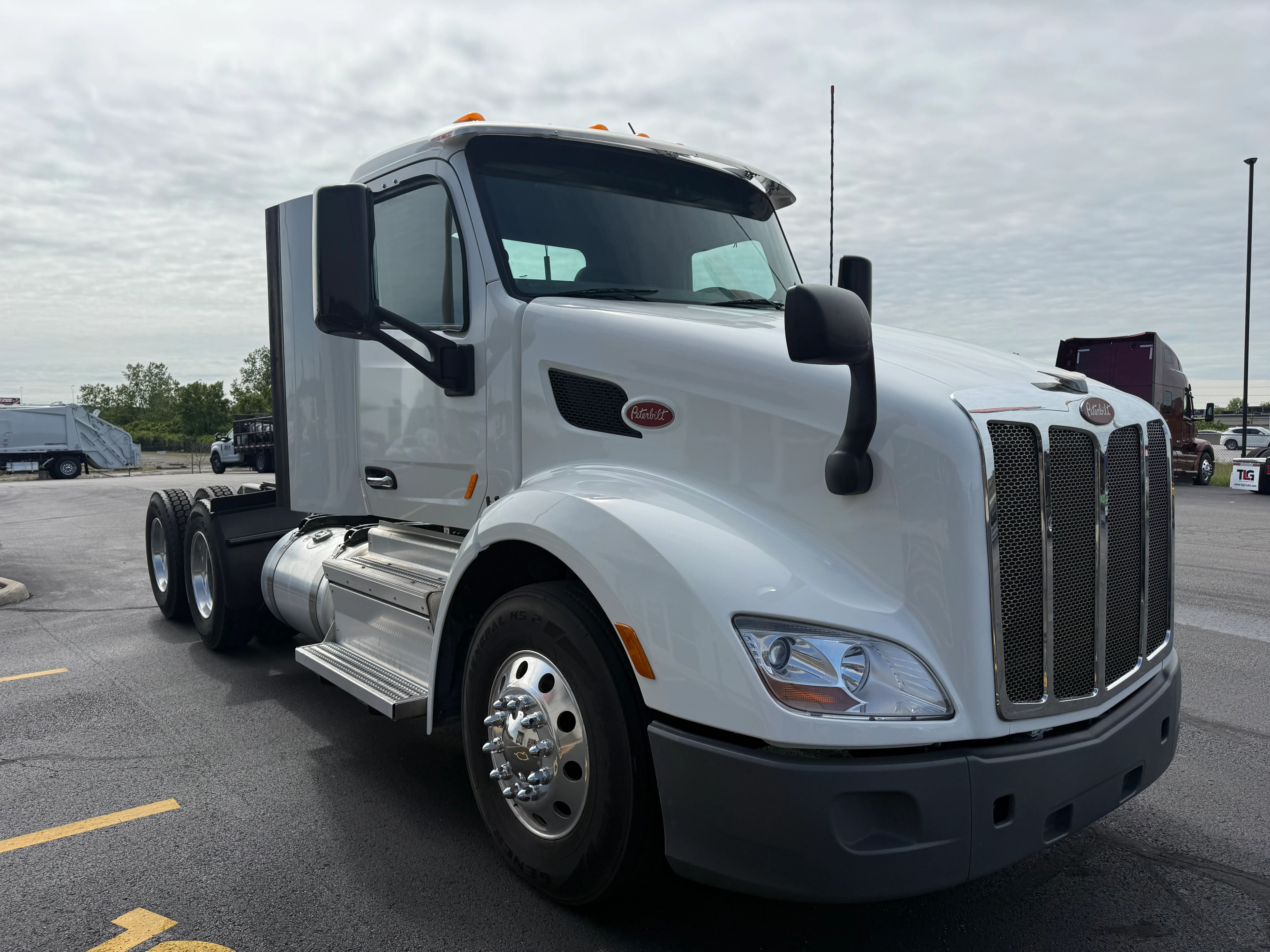 2021 Peterbilt 579 in Cincinnati, OH — photo 7
