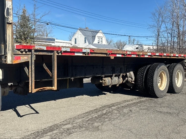 2019 Freightliner M2 106 - image 5