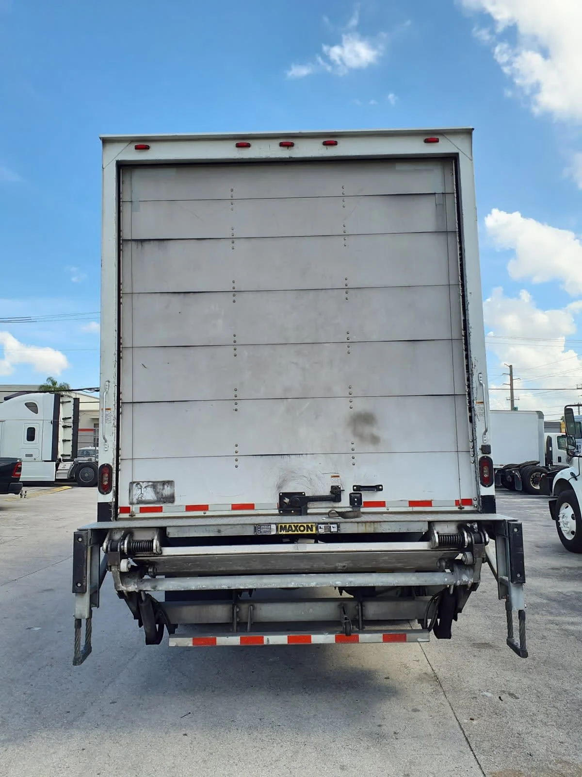 2020 Freightliner M2 106 in Miami, FL — photo 5