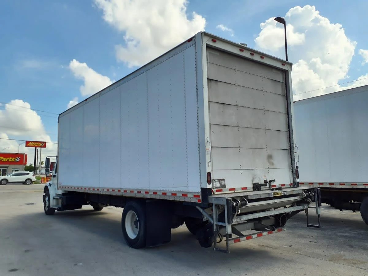 2020 Freightliner M2 106 in Miami, FL — photo 6