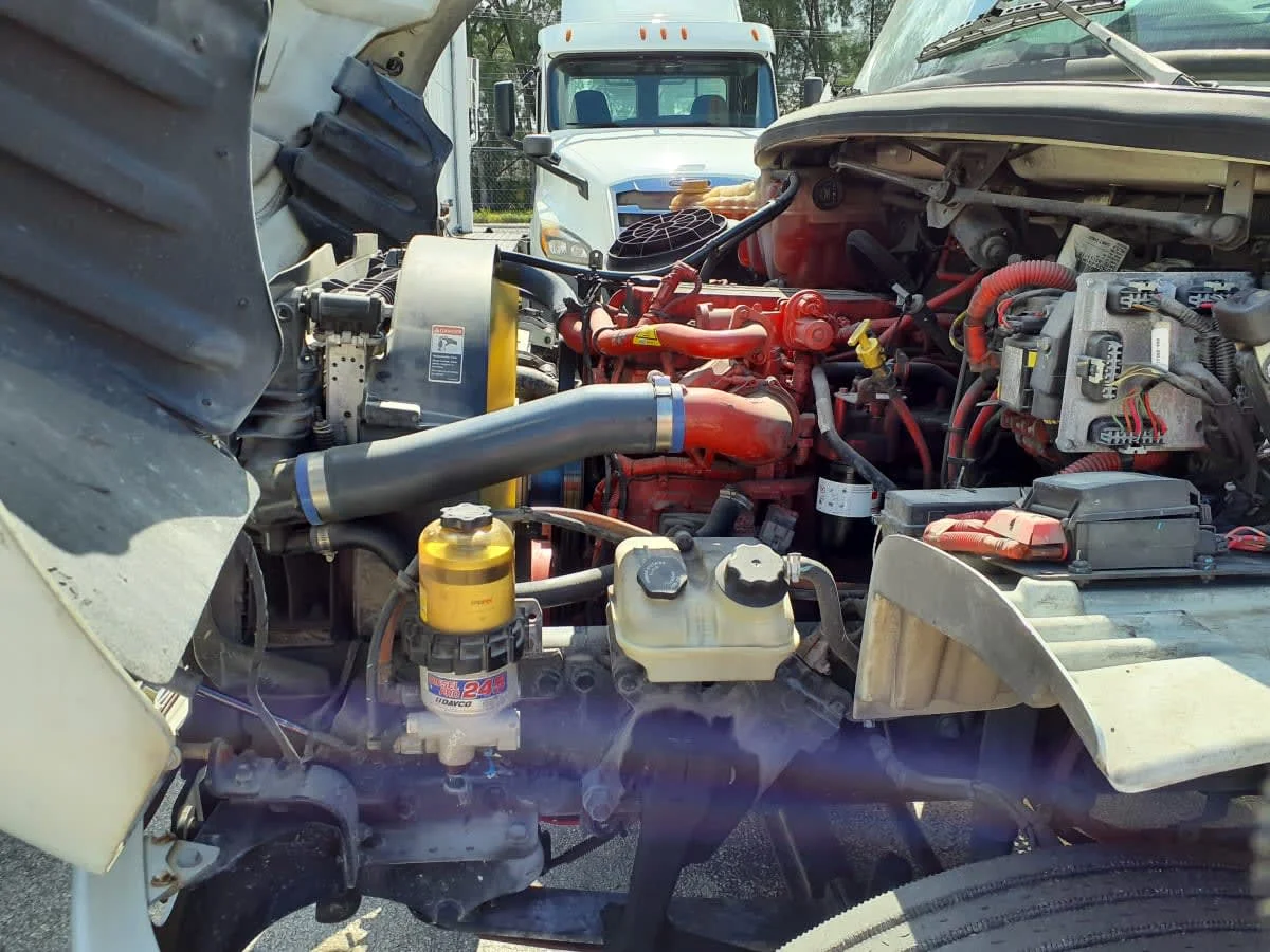 2020 Freightliner M2 106 in Miami, FL — photo 9