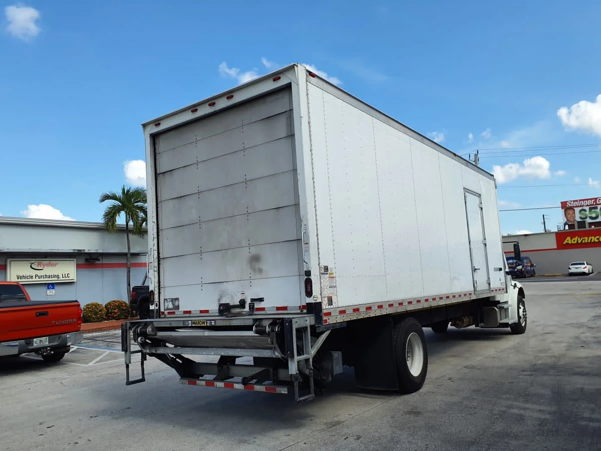2020 Freightliner M2 106 in Miami, FL — photo 4
