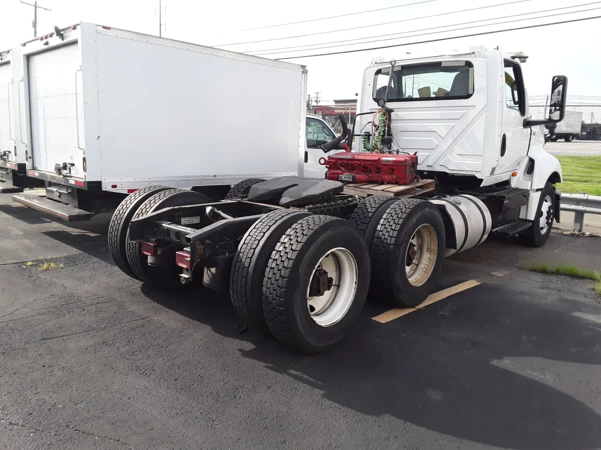 2019 International LT in La Vergne, TN — photo 4